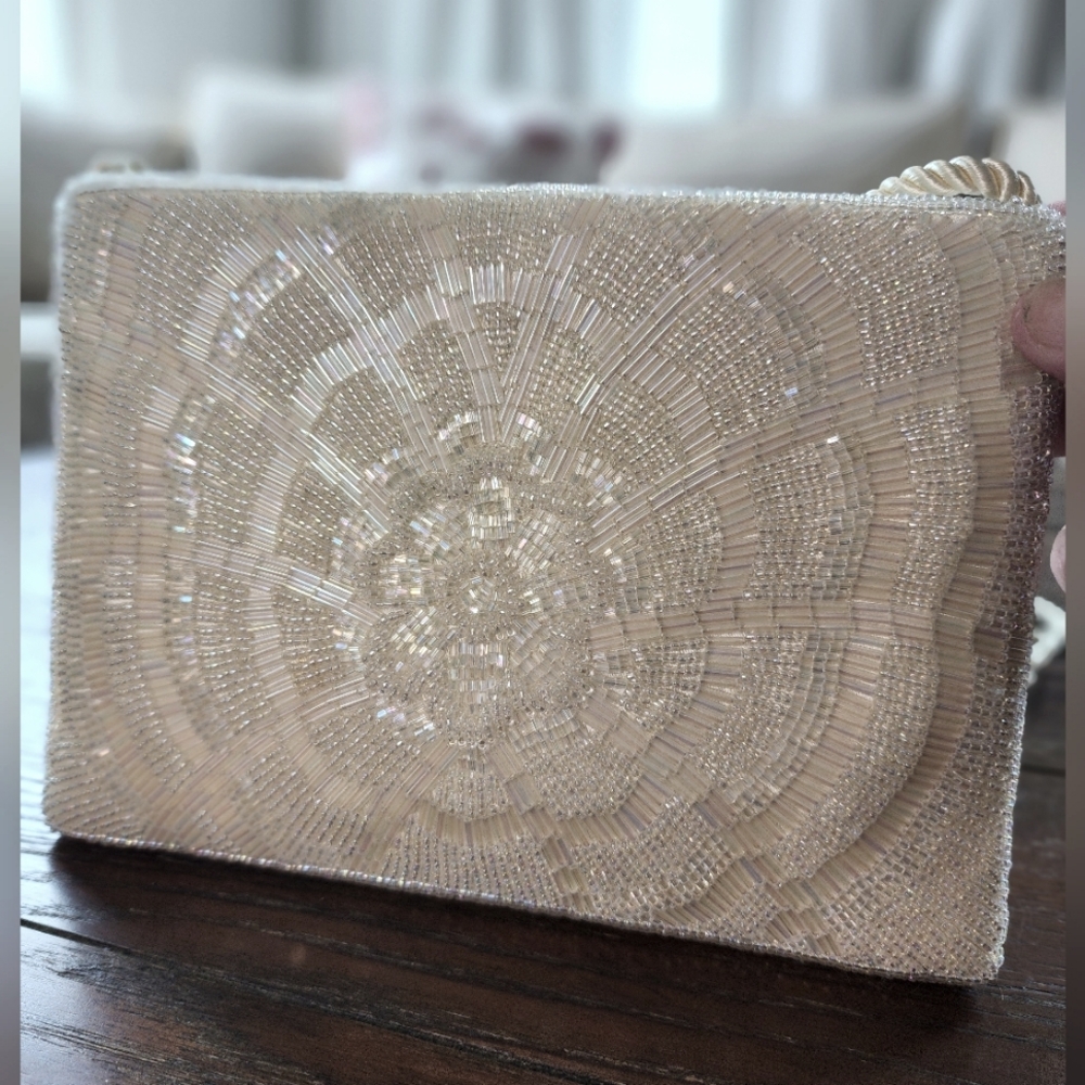 Gorgeous Fully Beaded Cream Shoulder bag